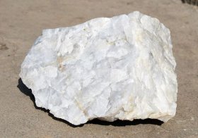 石英石制砂生产线所需设备、工艺流程介绍